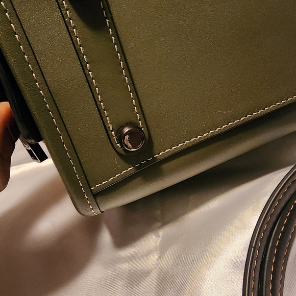 Coach Rogue Size 25. Olive Green Shoulder Bag with Animal Print Accents - Picture 13 of 17